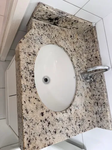 Granito de pia (pia)