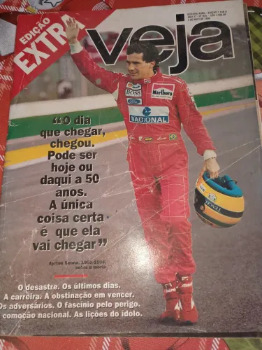 Revista Veja e Grid especial Airton Senna vida e morte do ídolo 