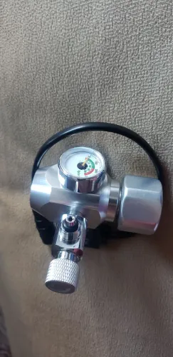 Regulador de Co2 CGA320