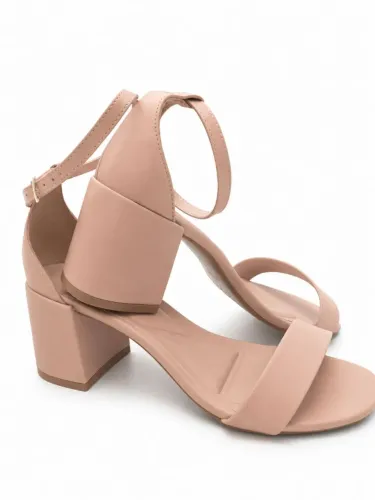 Sandália cor nude Salto bloco 7cm