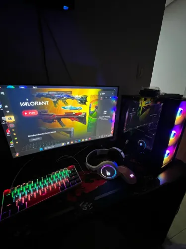 PC GAMER! COM MONITOR GAMER TECLADO GAMER E MOUSE!