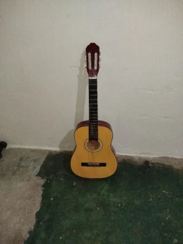 Violão iniciante Vogga Conservado, Ótimo para começar.