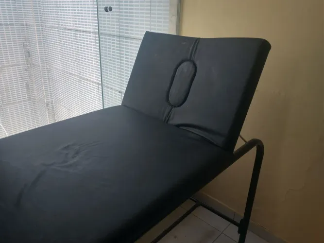 Vendo maca 280,mocho 150, escadinha 60,carrinho de apoio 95 