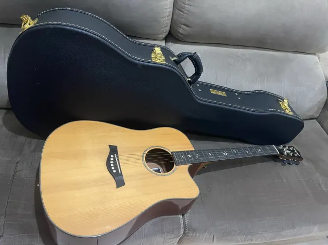 Vende-se violão Tagima Juninho Afram 
