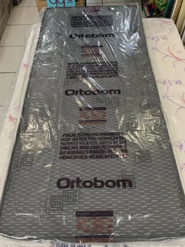 Colchão solteiro Ortobom novos ( embalados )