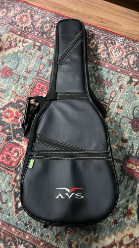 Bag/ capa AVS em couro acolchoada violão e guitarra semi rígida Classico, Folk