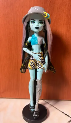 Monster High Frankie Stein G3 - Scare-adise Island