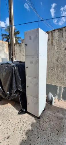 Armário de Aço 4 Portas