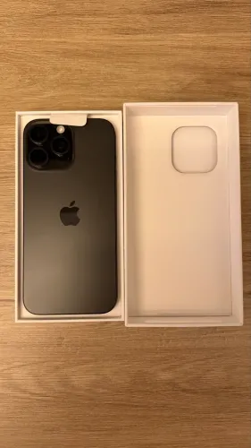 Iphone 16 pro Max, impecável, 98% bateria, garantia Apple