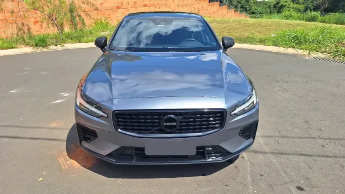 Volvo S60 T-8 R-design 2.0 407cv 4P Híbrido 2020