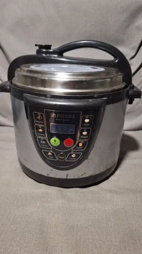 Panela de pressão elétrica + liquidificador