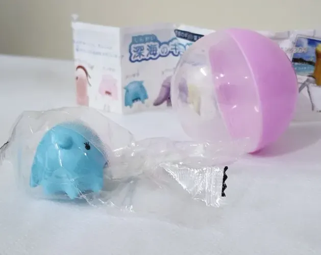 Miniatura Colecionável Kura Sushi Deep Sea Gyojin em Cápsula