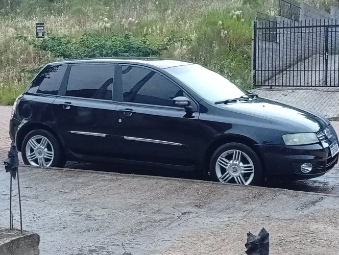 Fiat Stilo 1.8/ 1.8 Connect Flex 8V 5P 2010