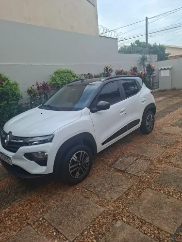 Renault Kwid Intense 1.0 Flex 12V 5P Mec. 2023