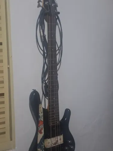 Contrabaixo Tagima Millenium 5