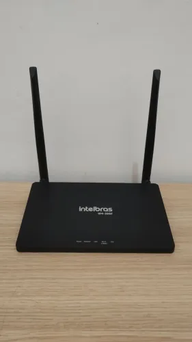 Roteador Wi-Fi Intelbras W4-300f wi-force preto
