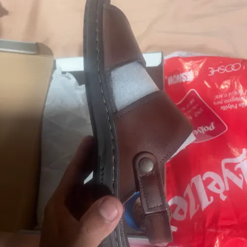 Vendo sandália pegada nova sem marca de uso