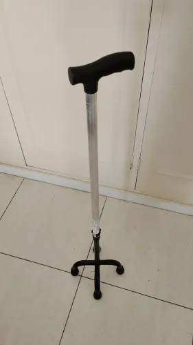 Bengala com 4 apoios - PARA DESAPEGO 