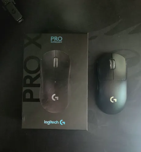Mouse Gamer Logitech G Pro X Superlight Preto - Na Caixa