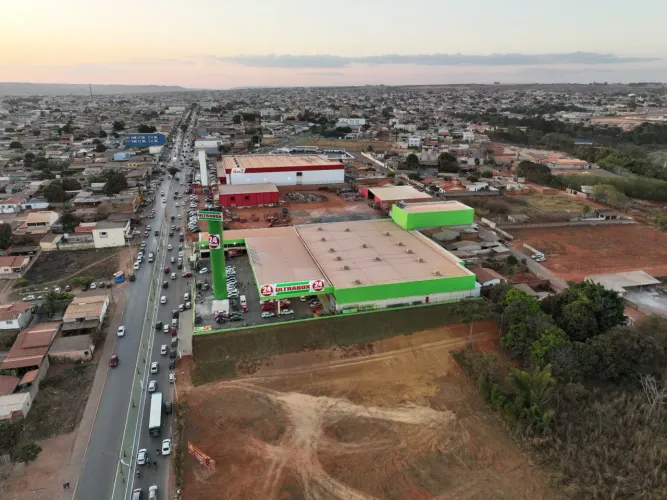 LOTE C/ 6.688 M2 P/ VENDA AO LADO DO ULTRABOX