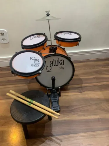 Bateria infantil