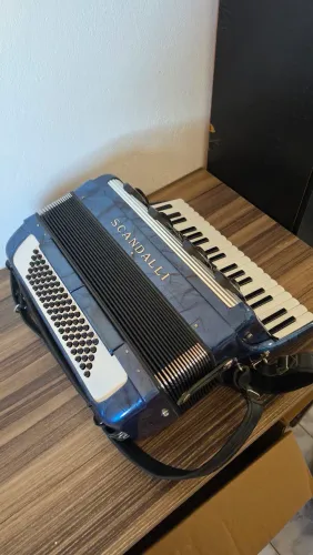 Sanfona/Acordeon Scandalli