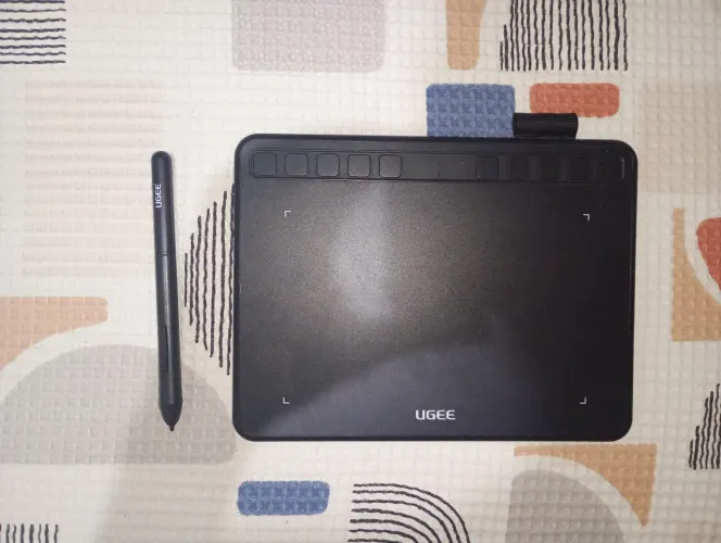Mesa digitalizadora UGEE