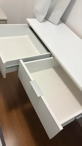 Escrivaninha/Mesa de Escritório