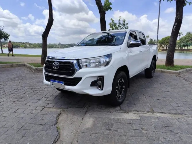 Toyota Hilux CD 4X4 2.8 Diesel Mec. 2020