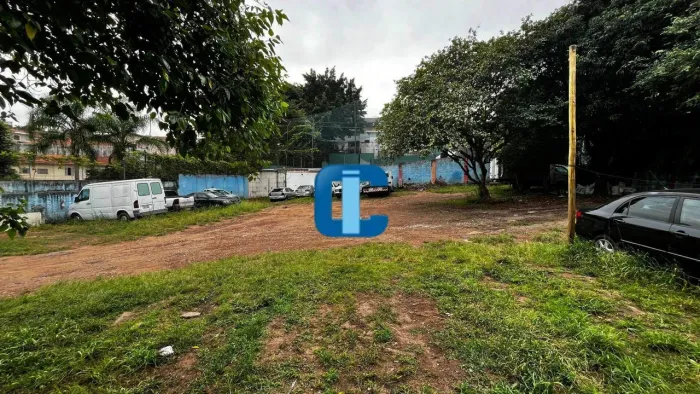 Terreno Comercial à Venda na Vila Leopoldina | 1.570 m² | Zoneamento ZM