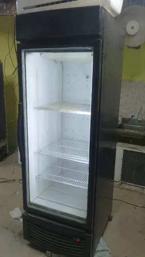Freezer expositora