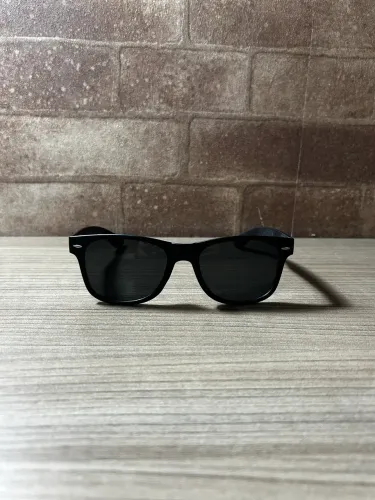 Óculos escuros / de sol, preto.