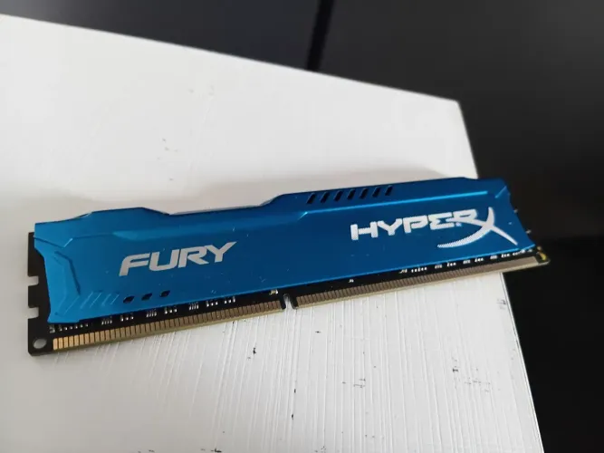 Memória ram HyperX 8GB ddr3