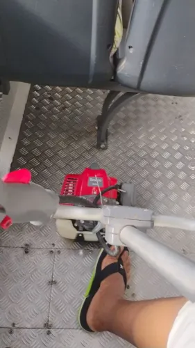 Roçadeira branco 52a