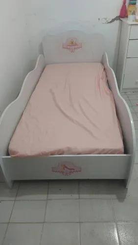 Cama infantil Realeza