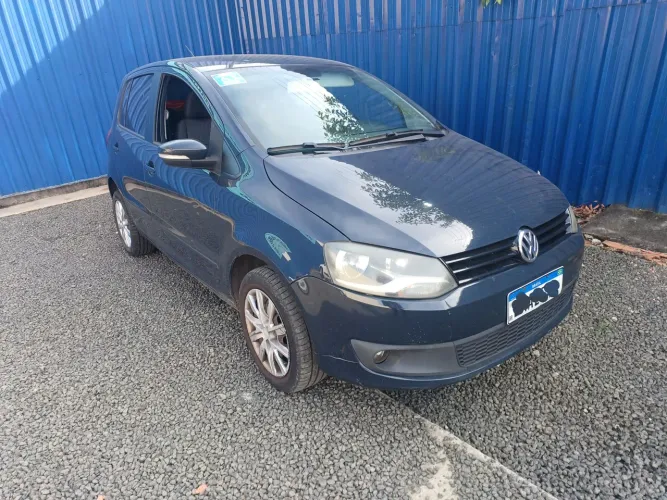 Volkswagen Fox 1.0 MI Total Flex 8V 5P 2013