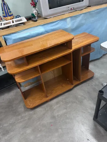 Rack para TV Cor Cerejeira - Design Clássico com Múltiplas Prateleiras