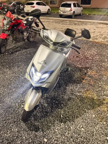 Scooter Elétrica NOVA 0km WeHawk TNX Wx-02 1000W, 60V Bateria Chumbo 20Ah Painel Digital