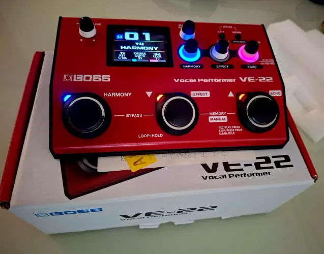 Pedaleira Vocal Boss VE-22