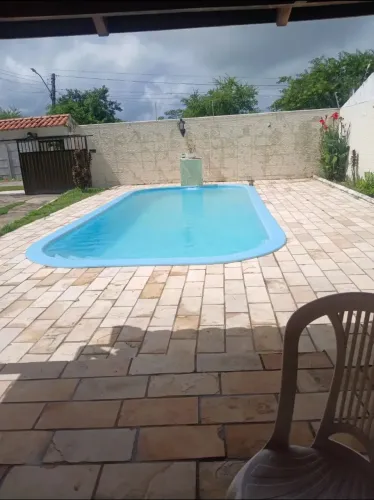 Casa com piscina para finais de semana e temporada