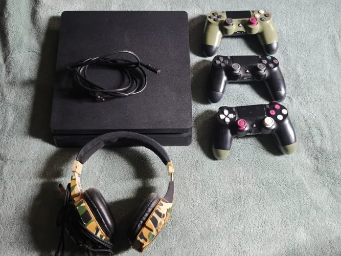 Ps4 slim