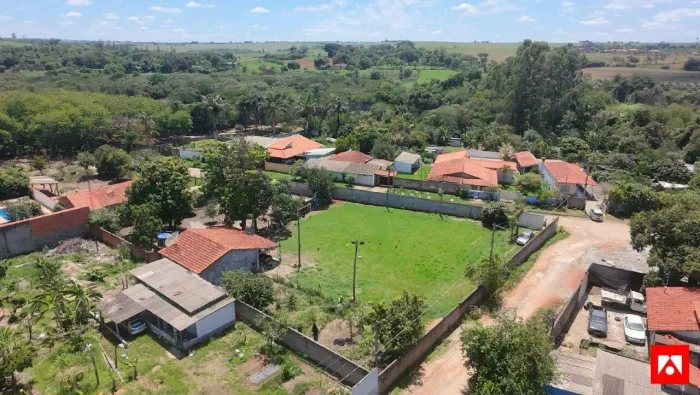Chácara com 2000 m² à venda no Condomínio de Chácaras Bota Fogo em Cosmópolis - SP