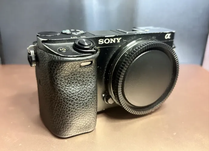 Câmera Sony a6300 corpo
