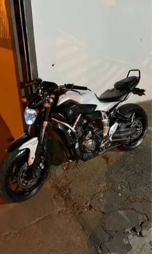 YAMAHA MT 07