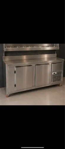 Balcão refrigerado condimentos
