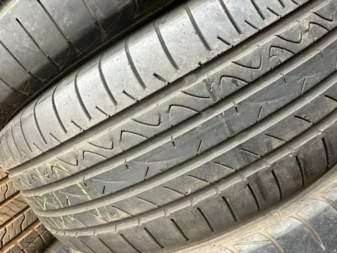 Pneu 195/60/15 Contact 70 % Vid