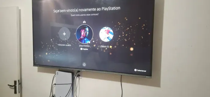 Tv smart plhico 60 polegadas