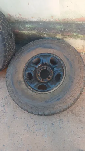 Rodas para carro Hilux , Jep
