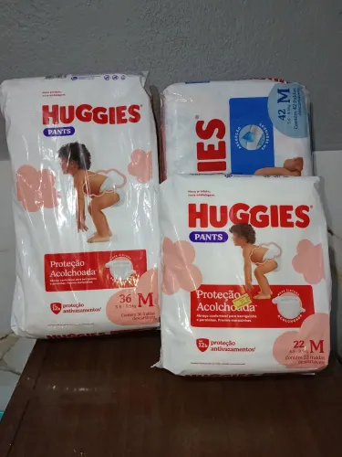 Fraldas Huggies M