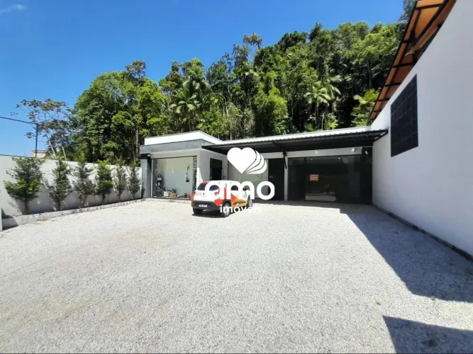 Sala comercial para alugar no centro de Guabiruba